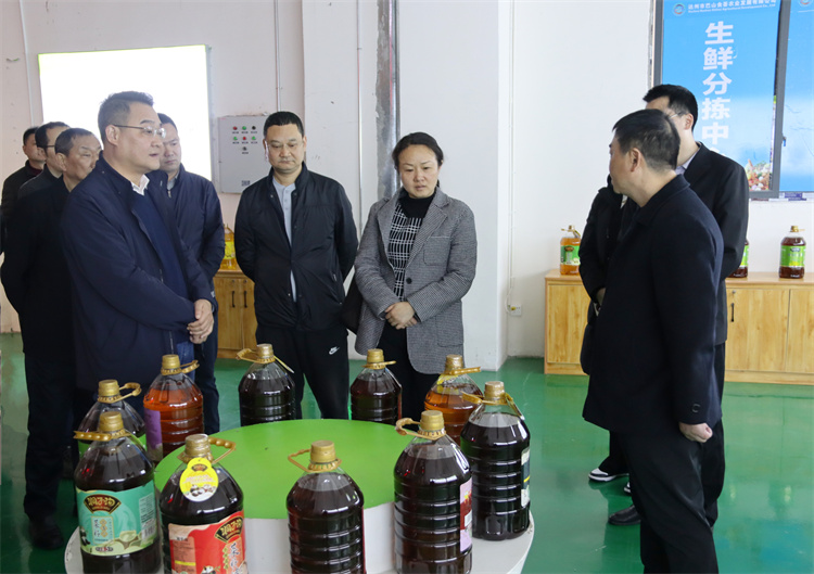 鄧華帶隊(duì)赴達(dá)州市調(diào)研四川供銷(xiāo)西南冷鏈物流基地